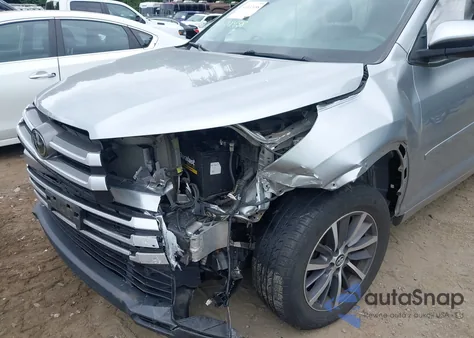 2018 Toyota Highlander Xle from USA, damaged, VIN 5TDJZRFH2JS872951